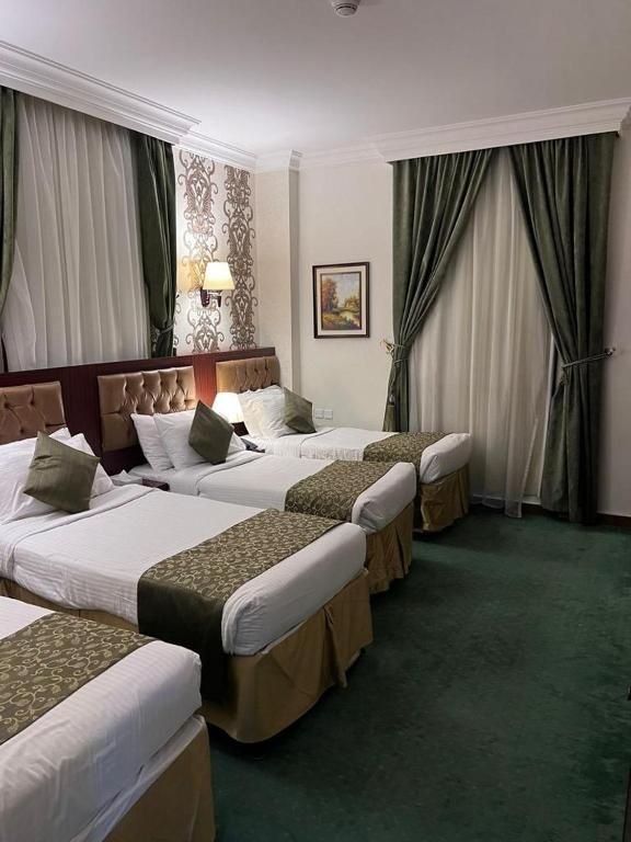 Wardat Al-Rayan guest room